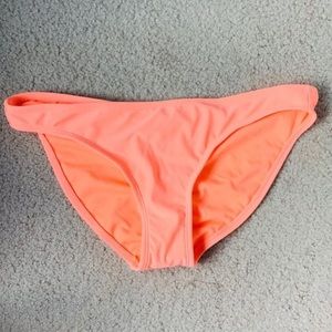 peach bikini bottom 👙